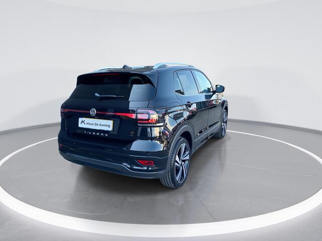Volkswagen T-Cross 1.5TSI/150PK R-Line DSG · Navigatie · Camera + Parkeersensoren · Apple/Android