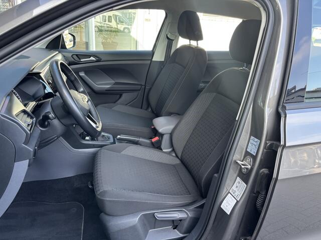 Volkswagen T-Cross 1.0 TSI Lounge Carplay Climate Cruise Parkeersensoren