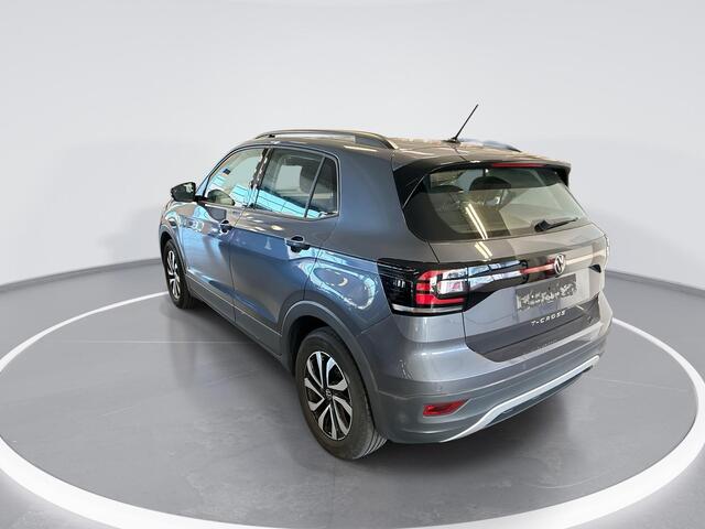 Volkswagen T-Cross 1.0 TSI 110pk DSG Life · Camera · Apple/Android Car Play · P-Sensoren · Dodehoek Detectie · Keyless · 16'' Inch ·