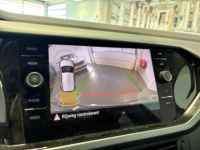 Volkswagen T-Cross 1.0 TSI 110pk DSG Life · Camera · Apple/Android Car Play · P-Sensoren · Dodehoek Detectie · Keyless · 16'' Inch ·