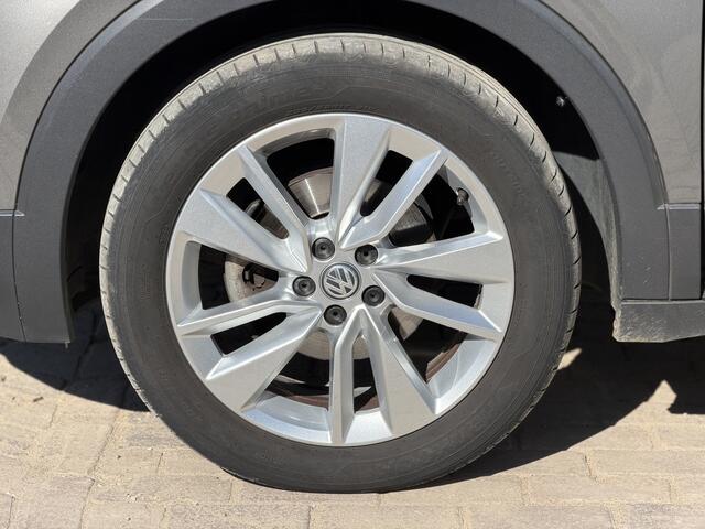 Volkswagen T-Cross 1.0 TSI Style Trekhaak | Camera | Dodehoek | ACC