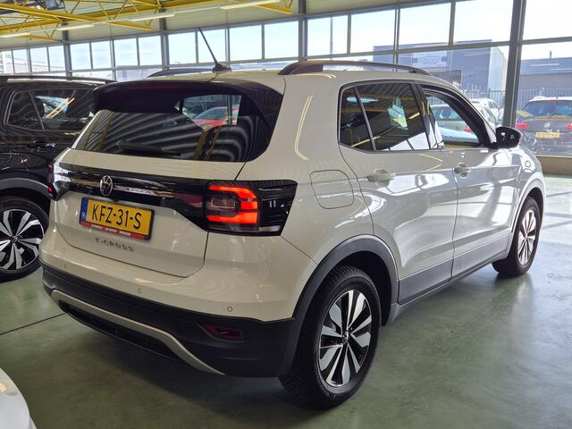 Volkswagen T-Cross 1.0 TSI Life -110pk- Dodehoek sensor | Climate Control | Parkeersensoren | Rijklaarprijs incl 1 jaar Bovag garantie