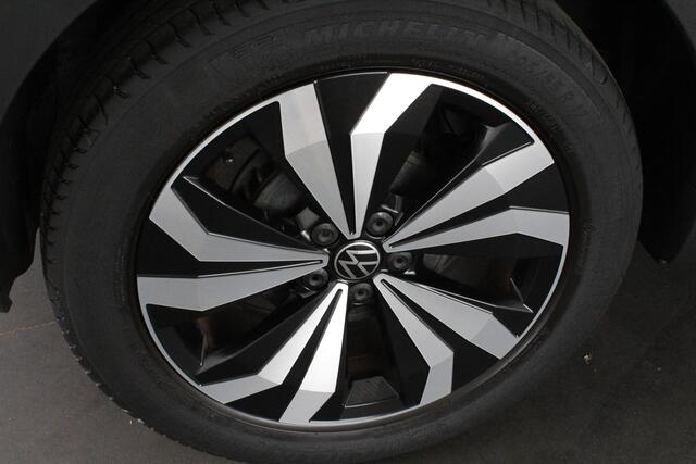 Volkswagen T-Cross 1.0 TSI Life > Camera/17inch/Reef Blue metallic...