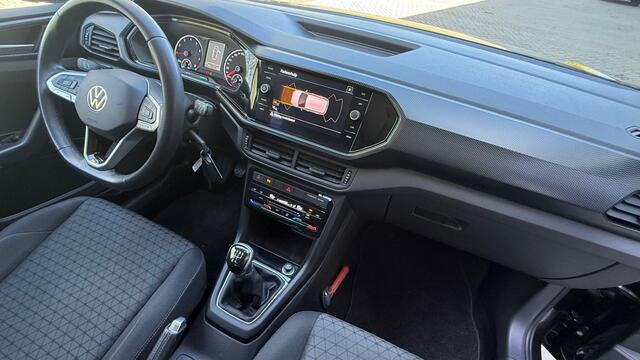 Volkswagen T-Cross 1.0 TSI Life Climate Control / Apple carplay / DAB / Cruise