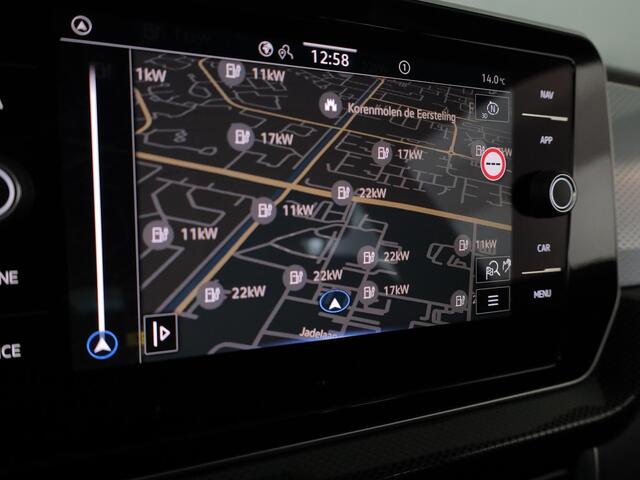 Volkswagen T-Cross 1.0 TSI 85 kW DSG LIFE GOAL 115 pk | Parkeersensoren voor en achter | Verwarmbare voorstoelen | Digital cockpit