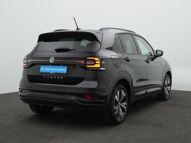 Volkswagen T-Cross 1.0 TSI 95 pk R-Line | Achteruitrijcamera | Adaptive Cruise | Stoelverwarming | Side Assist