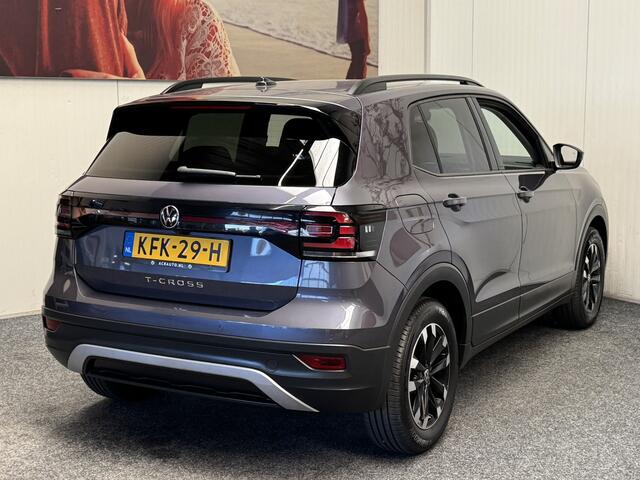 Volkswagen T-Cross 1.0 TSI Style NAVIGATIE ADAPTIVE CRUISE CONTROL CLIMATE CONTROL MEDIA VOORBEREIDING RIJSTROOKSENSOREN DODEHOEKSENSOREN ACHTERUITRIJCAMERA PDC ZEER MOOI !!