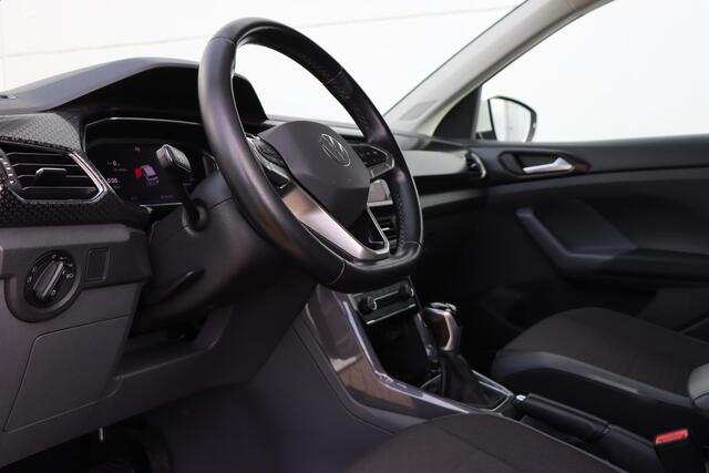 Volkswagen T-Cross 1.0 TSI Style 115pk DSG7 | Stoelverwarming | Carplay | Adaptive