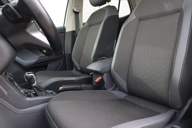 Volkswagen T-Cross 1.0 TSI Style 115pk DSG7 | Stoelverwarming | Carplay | Adaptive