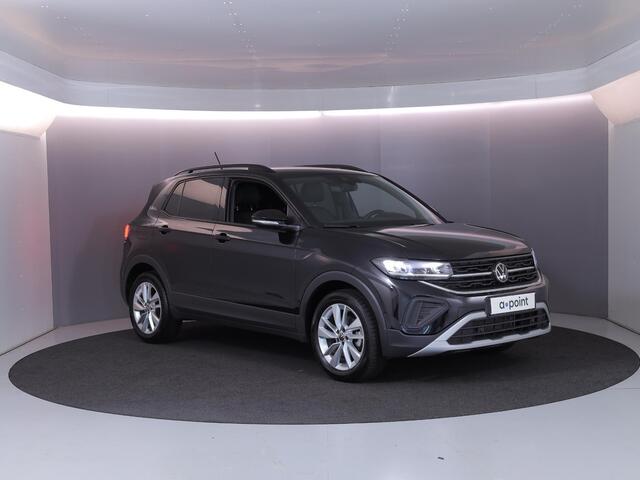 Volkswagen T-Cross 1.0 TSI Life Edition GOAL 116 pk Automaat (DSG) | Navigatie | Trekhaak (afneembaar) | Parkeersensoren (Park assist) | Autom. airco | Stoelverwarming |