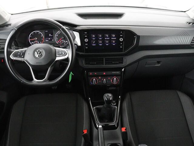 Volkswagen T-Cross 1.0 TSI R Line | Camera | Carplay | Adaptive cruise | Parkeerhulp | Sportstoelen | Getint glas | Side Assist | Airco | Bluetooth | Origineel NL