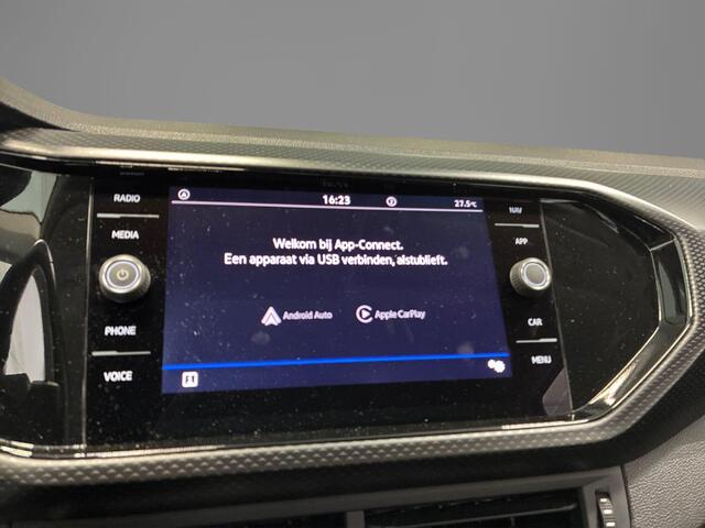 Volkswagen T-Cross 1.0 TSI 95pk · Camera · Apple/Android Car Play · Navigatie · Stoelverwarming · 16'' Inch · Garantie t/m 28-03-2028 of 100.000km