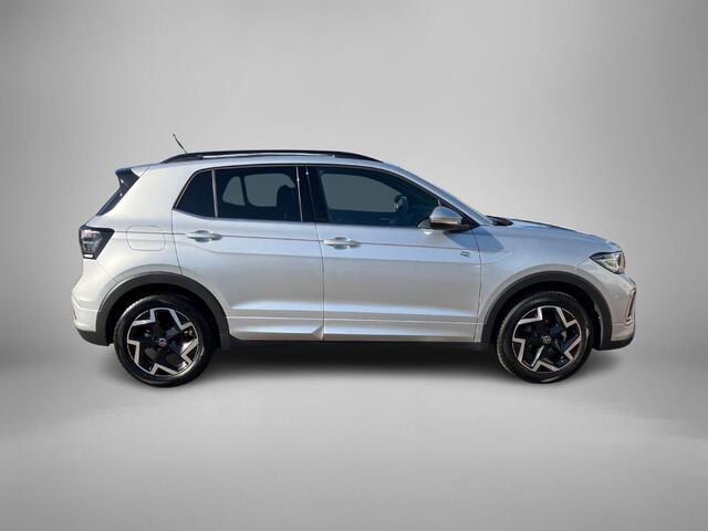 Volkswagen T-Cross 1.5TSI/150PK R-Line Edition DSG · Navigatie · Stoelverwarming · Apple/Android Car Play · Trekhaak · Camera + Parkeersensoren · Garantie t/m 28-04-2027