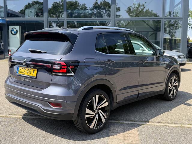 Volkswagen T-Cross 1.0 TSI R-Line AUTOMAAT | CAMERA | FULL LED | KEYLESS START & GO | ADAPTIEVE CRUISE CONTROL | DIGITAL DASHBOARD | DODEHOEKDETECTIE | DIRECT LEVERBAAR MET 12 MND BOVAG GARANTIE |