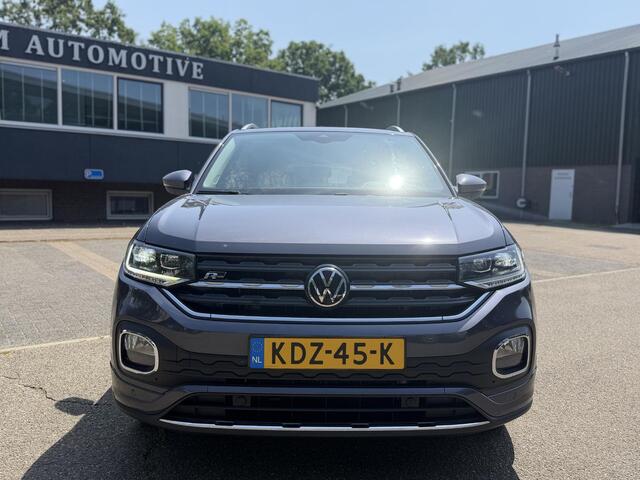 Volkswagen T-Cross 1.0 TSI R-Line AUTOMAAT | CAMERA | FULL LED | KEYLESS START & GO | ADAPTIEVE CRUISE CONTROL | DIGITAL DASHBOARD | DODEHOEKDETECTIE | DIRECT LEVERBAAR MET 12 MND BOVAG GARANTIE |