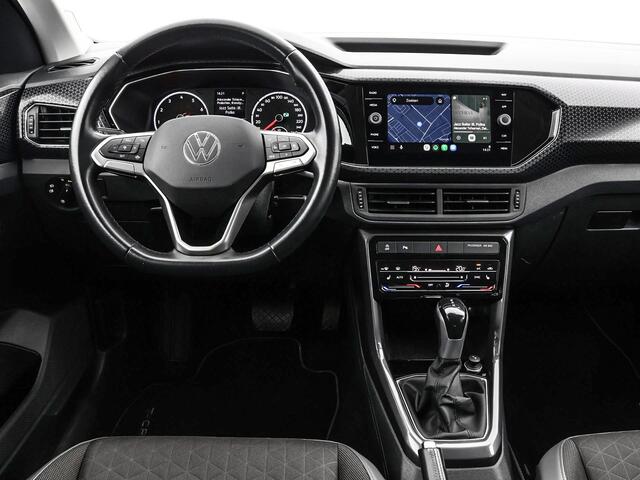 Volkswagen T-Cross 1.5 TSI 150pk DSG Style · Camera · Stoelverwarming · Trekhaak · Apple/Android Car Play · Stoelverwarming ·