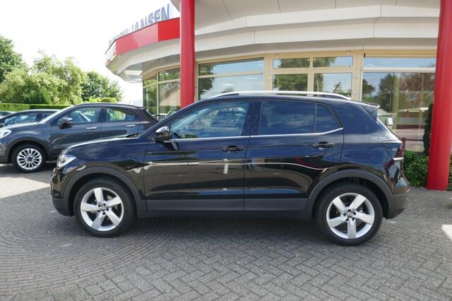 Volkswagen T-Cross 1.0 TSI STYLE 110PK/ CAMERA/CLIMA/TREKHAAK/STOELVERWARMING