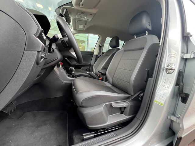 Volkswagen T-Cross 1.0 TSI DSG Style / Led / Stoelverwarming / Achteruitrij camera / 17'' LMV