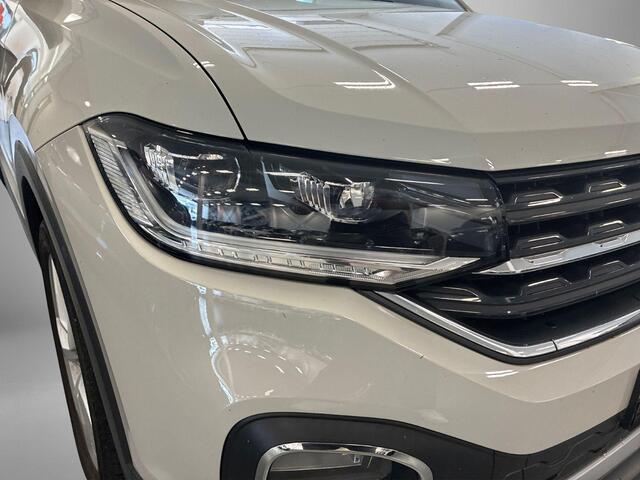 Volkswagen T-Cross 1.0 TSI Style 115 pk DSG · Apple/Android Car Play · Camera · Stoelverwarming · LED verlichting