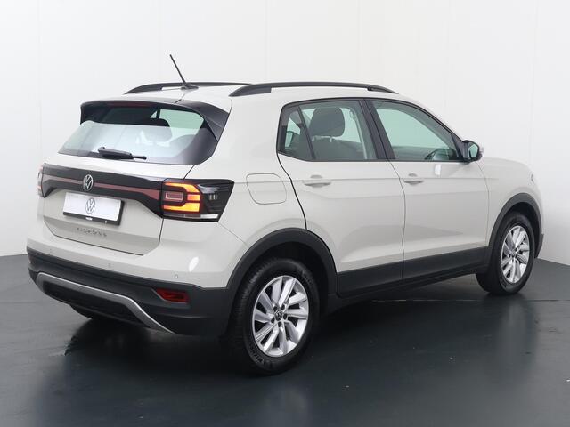 Volkswagen T-Cross 1.0 TSI Life | 95 PK | Adaptive Cruise Control | Navigatiesysteem | Parkeersensoren | Apple Carplay / Android Auto |