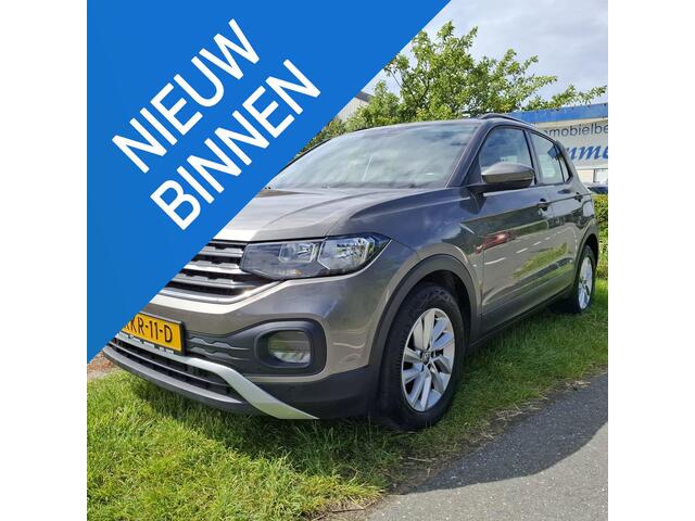 Volkswagen T-Cross 1.0 TSI Life Navigatie - Sportvelgen - Verwarmde stoelen