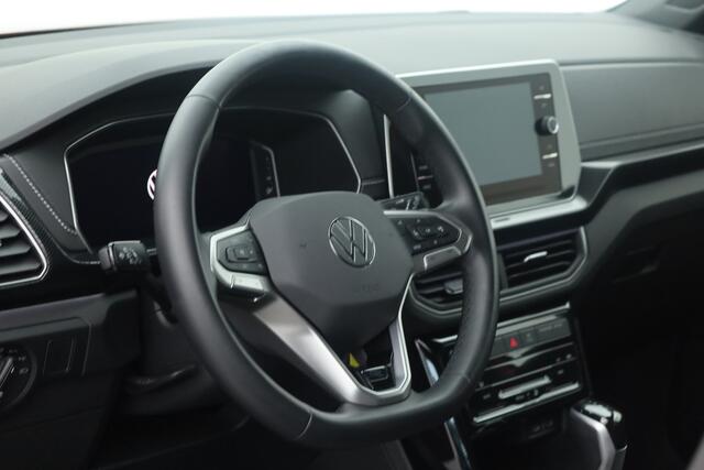 Volkswagen T-Cross 1.0 TSI R-Line DSG | IQ. Light | Apple CarPlay | Camera + PDC | Adapt. Cruise | 18'' | Digi. Cockpit |
