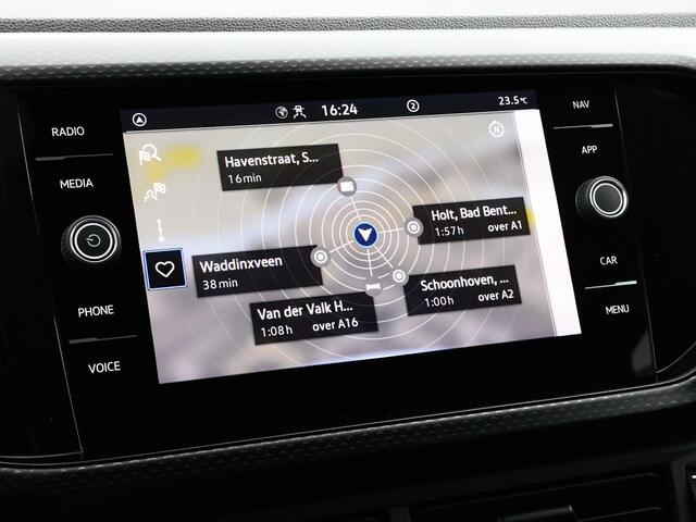 Volkswagen T-Cross 1.0 TSI 95pk · Camera · Apple/Android Car Play · Navigatie · Stoelverwarming · 16'' Inch · Garantie t/m 28-03-2028 of 100.000km
