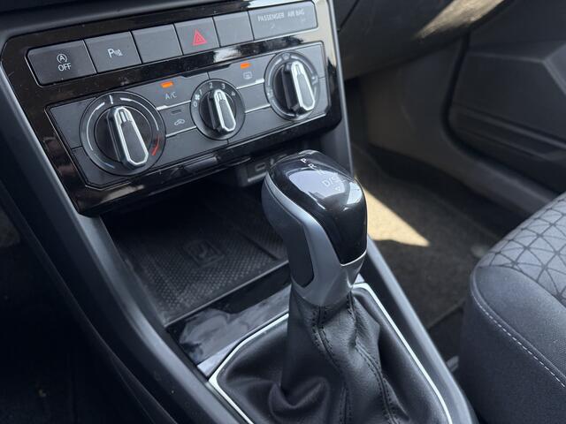 Volkswagen T-Cross 1.0 TSI Life AUTOMAAT, Carplay, PDC, Rijklaar met beurt & garantie!