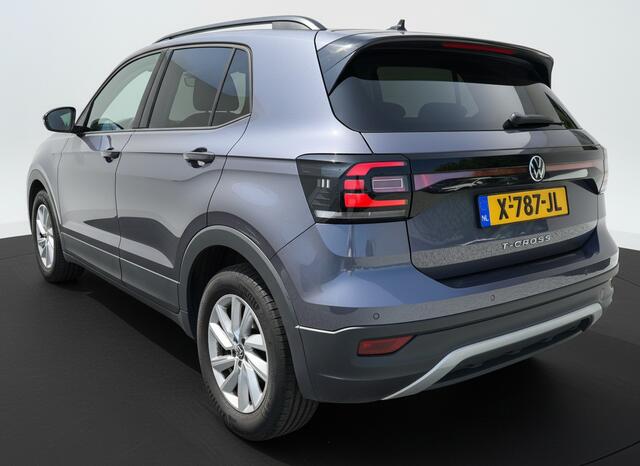 Volkswagen T-Cross TSI 110PK DSG LIFE CARPLAY/ACC/PARKEERSENSOREN