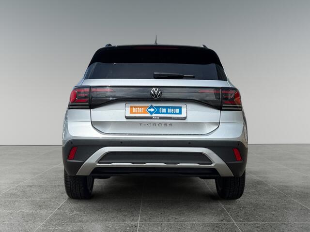 Volkswagen T-Cross 1.0 115pk TSI Life Edition Navigatie 'Discover Media' | Parkeerassistent 'Park Assist' | Trekhaak afneembaar