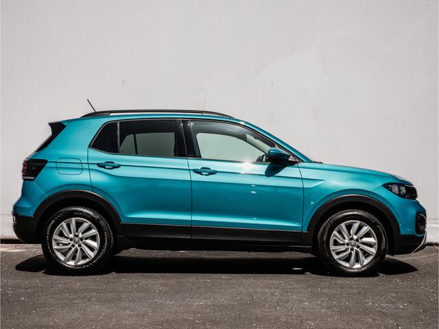 Volkswagen T-Cross 1.0 TSI 116pk Life Virtual dash./ Adapt. cruise/ Camera/ Stoelverwarming/ Carplay