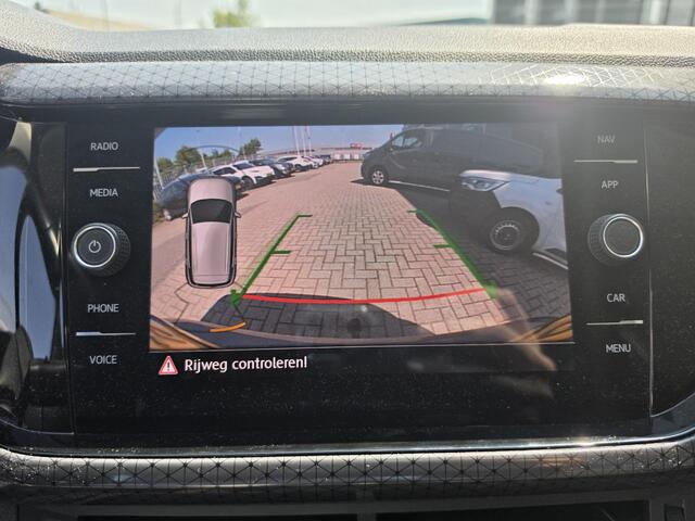 Volkswagen T-Cross 1.0 TSI Style | Navigatie | Trekhaak | Camera |