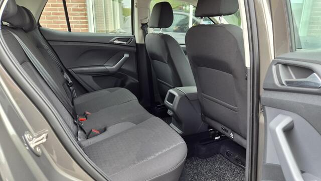 Volkswagen T-Cross 1.0 TSI Life, Trekhaak, Stoelverwarming