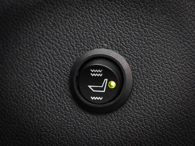 Volkswagen T-Cross 1.0 TSI 95pk Life · Apple/Android Car Play · Lederen Bekleding · Stoelverwarming · Dodehoeksensor · ACC ·