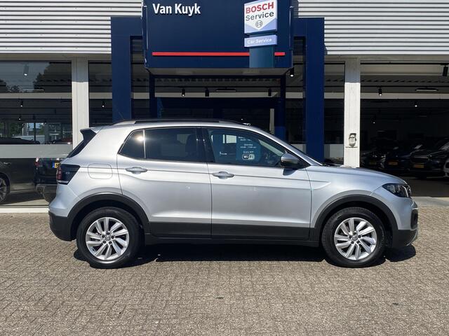 Volkswagen T-Cross 1.0 TSI Life / Automaat / 74.000 Km / Radio-Bluetooth / Navi / Stoelverwarming / adaptieve Cruise-Control / Climate-Control / Lane-Assist / Getint Glas / ELKTR-Pakket / PDC V+A / LMV 16'' / All-Season / ENZ.