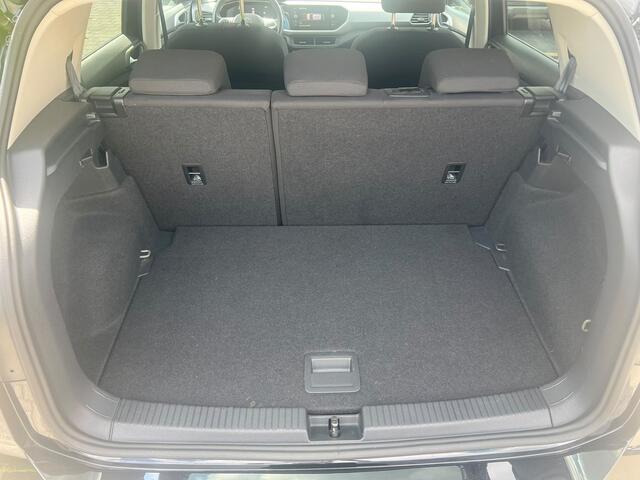 Volkswagen T-Cross 1.0 TSI virtual cockpit, navi, cruise, stoelverw, airco