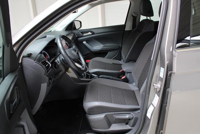 Volkswagen T-Cross 1.5 TSI DSG R-LIne Exterieur | Navigatie | PDC | 18 inch LM | Stoelverw.