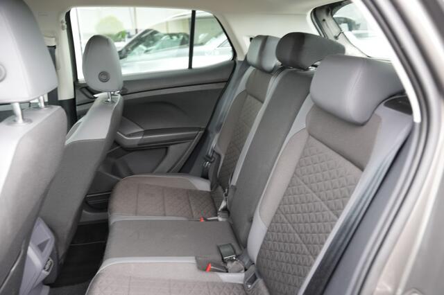 Volkswagen T-Cross 1.0 TSI R line, Carplay, Camera , Navi,