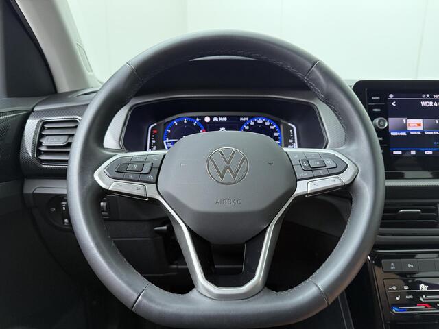 Volkswagen T-Cross 1.0 TSI Life Edition | 116 PK | Automaat | Trekhaak afneembaar | Adaptive Cruise Control | Achteruitrijcamera | Climate control | Keyless Entry | Navigatiesysteem | Stoelverwarming |