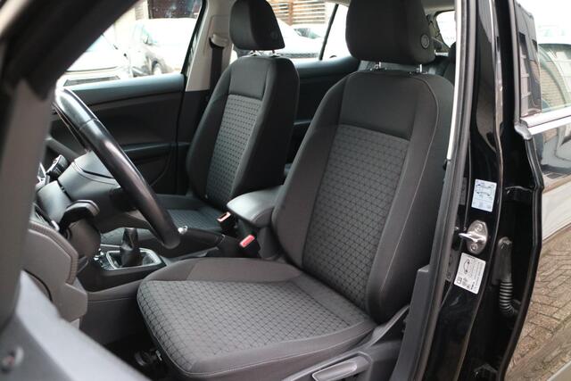 Volkswagen T-Cross 1.0 TSI Life | Trekhaak! | Goed onderhouden! |