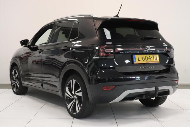 Volkswagen T-Cross 1.0 TSI 2 x R-Line | BEATS audio | Navigatie | Key-less | Trekhaak | Digital cockpit | Climate control | AppleCarplay AndroidAuto |