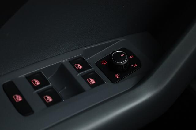 Volkswagen T-Cross 1.0 TSI R-Line DSG | Rijklaar | Digi. Cockpit | Apple CarPlay | Stoelverw. | PDC | Dodehoekdet. | Adapt. Cruise
