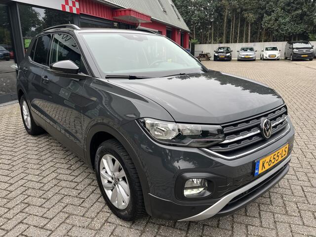 Volkswagen T-Cross 1.0 TSI Life Camera Carplay Trekhaak Urano Grey