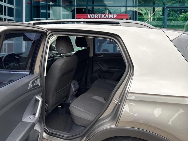 Volkswagen T-Cross 1.0 TSI LIFE TREKHAAK/CRUISE/PDC/CARPLAY/STOELVERW