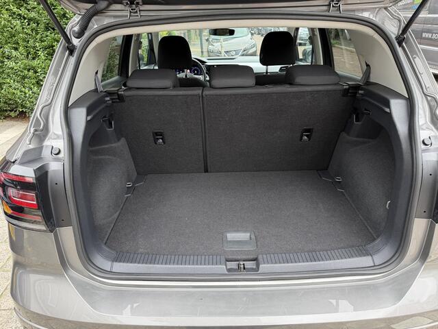 Volkswagen T-Cross 1.0 TSI R-Line