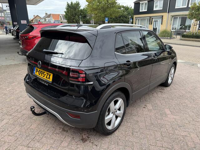 Volkswagen T-Cross 1.0 TSI Life Business Automaat/Stoel verwarming/Trekhaak/Camera.