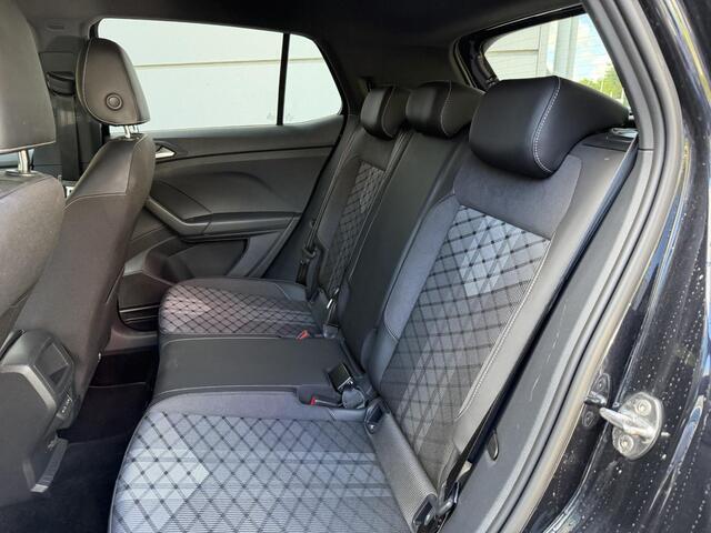 Volkswagen T-Cross 1.0 TSI R-Line Edition 115PK GARANTIE TOT 03-2035* . STOEL VERWARMING . CRUISE CONTROL . PARKEERSENSOREN VOOR & ACHTER .