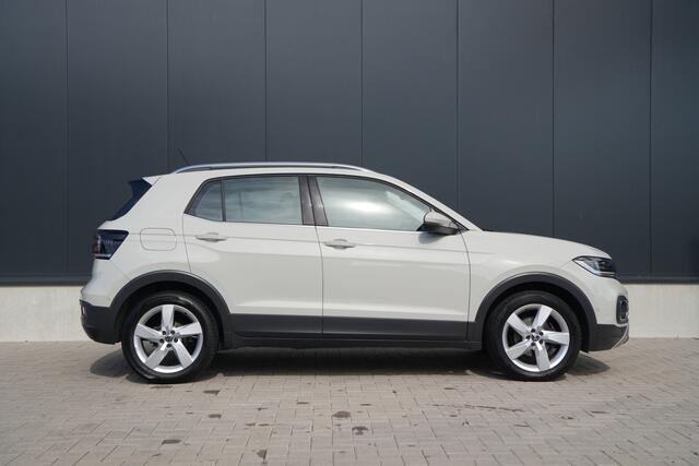 Volkswagen T-Cross 1.5 TSI Style DSG7 - Carplay - Adaptive Cruise - DAB - LED - Stoelverwarming - Camera - Trekhaak - Rijklaar
