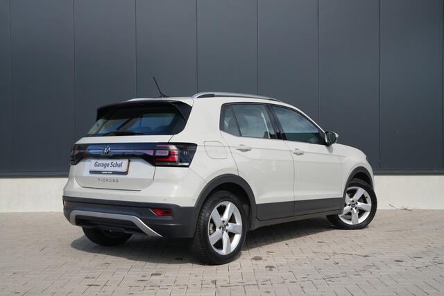 Volkswagen T-Cross 1.5 TSI Style DSG7 - Carplay - Adaptive Cruise - DAB - LED - Stoelverwarming - Camera - Trekhaak - Rijklaar