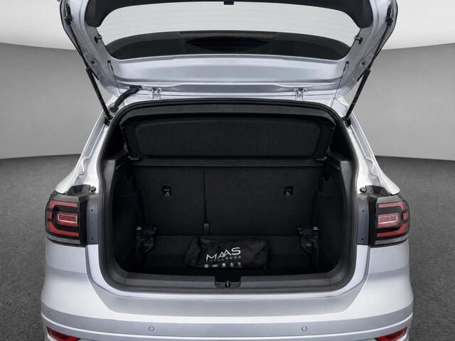 Volkswagen T-Cross 1.0 TSI 110pk R-Line · Apple/Android Car Play · P-Sensoren · Navigatie · Virtual Cockpit · 18'' Inch ·